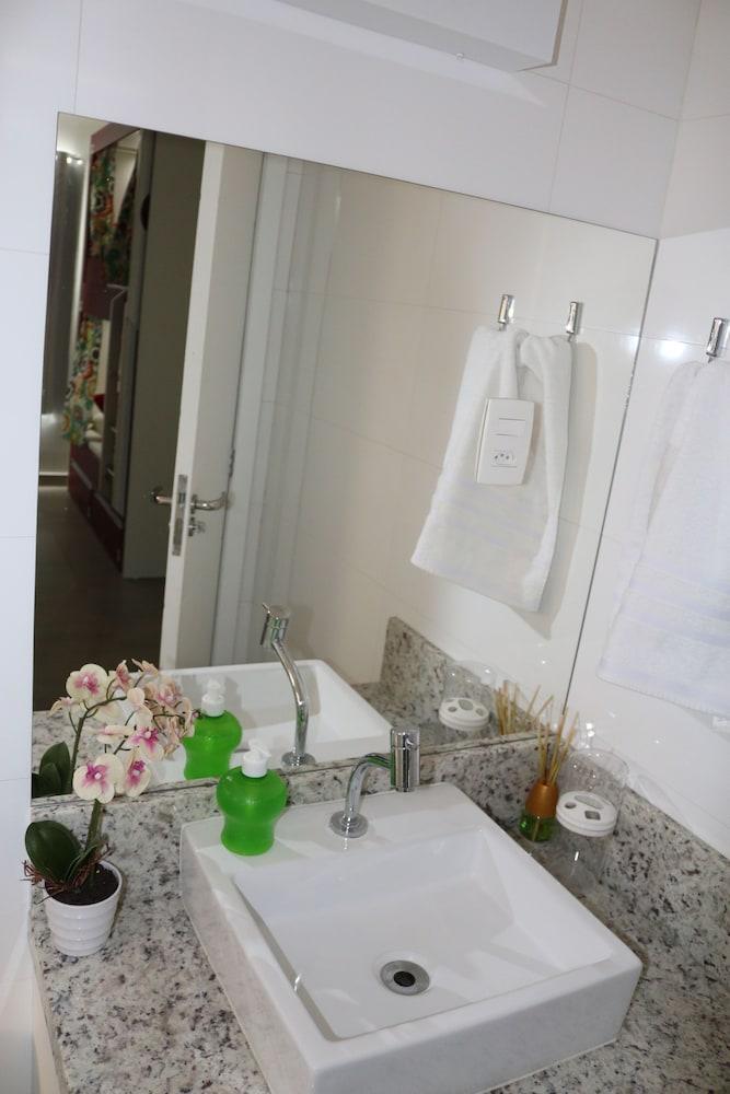 Bonabrigo Hostel & Suites Balneário Camboriú Buitenkant foto